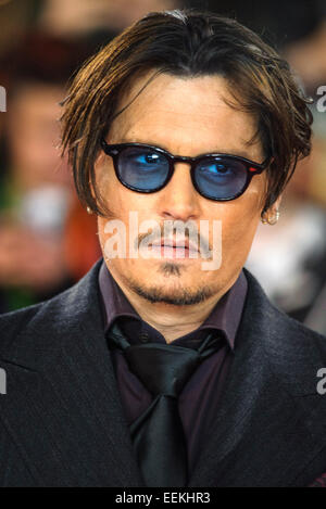 Johnny Depp assiste il Regno Unito Premiere di MORTDECAI su 19/01/2015 all'Empire Leicester Square, Londra. Foto di Julie Edwards Foto Stock
