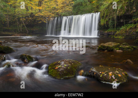 Cascata di Sgwd Ddwli, Brecon Beacons, Galles, Regno Unito Foto Stock