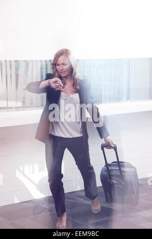 Business Woman in fretta Foto Stock