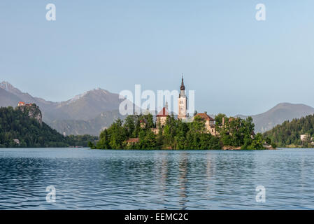 Chiesa sull isola nel lago di Bled, Alta Carniola, Slovenia Foto Stock