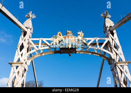 Victoria passerella in Hereford è stata aperta nel 1898 per commemorare il giubileo di diamante della regina Victoria Foto Stock