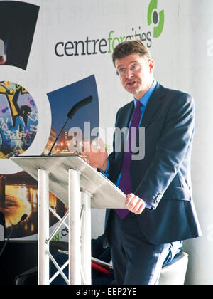 Allora il ministro per le città, università e scienza greg clark (circoscrizione tunbridge wells) gli indirizzi di un centro per le città evento Foto Stock