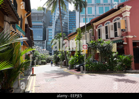 Architettura coloniale nel centro storico di Colle smeraldo in Singapore. Foto Stock