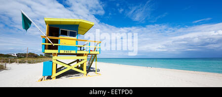 Colorata Torre bagnino a South Beach, Miami Beach, Florida Foto Stock