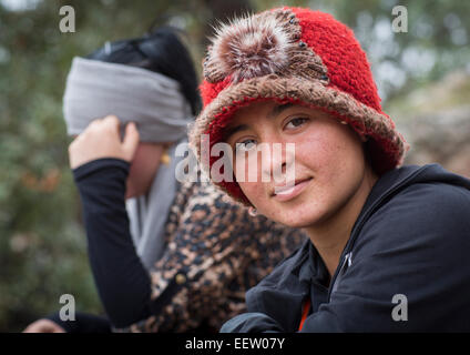 Yezedi profughi da Sinjar vivono nel Tempio Lalesh, Kurdistan, Iraq Foto Stock