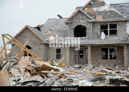 Casa distrutta dal tornado Foto Stock