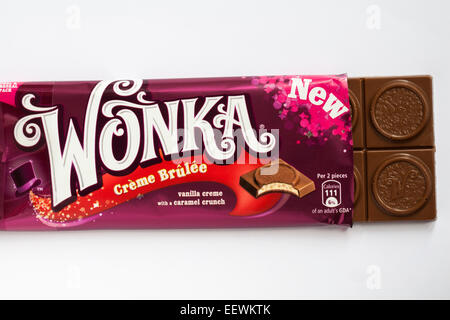 Wonka Chocolate bel crema cioccolato aromatizzato bar su sfondo bianco Foto  stock - Alamy