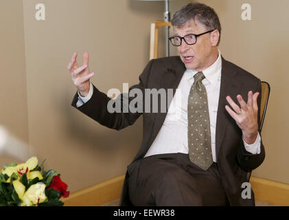 New York, Stati Uniti d'America. Xxi gen, 2015. Bill Gates riceve una intervista esclusiva con Xinhua in New York, Stati Uniti a gennaio 21, 2015. I prossimi quindici anni vedranno le maggiori conquiste in materia di salute, istruzione, mobile banking e agricoltura e la scarsa vita riceverà anche meglio che in qualsiasi momento nella storia, Bill Gates, co-presidente della Fondazione Bill & Melinda Gates ha detto qui il mercoledì. © Qin Lang/Xinhua/Alamy Live News Foto Stock