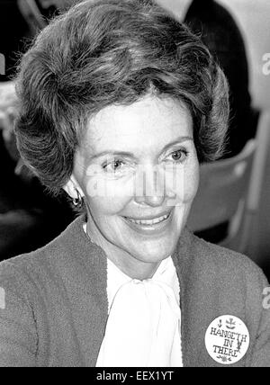 Nancy Reagan fundraising per Ronald, 5/10/76 Foto Stock