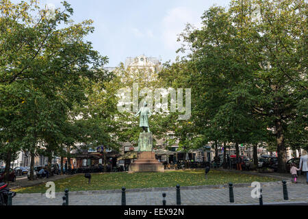 Place de la Liberté, Statua di Charles Rogier Foto Stock