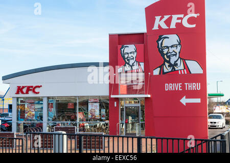 KFC Drive Thru ristorante, Nottingham, Inghilterra, Regno Unito Foto Stock