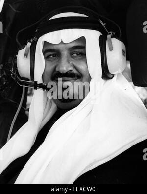 22 gennaio 2015 - Arabia Saudita il re Abdullah ha morto, alla televisione di stato annunciato. Egli è stato 90. Abdullah, era stato in ospedale per diverse settimane affetto da un'infezione polmonare. Abdullah, un alleato degli Stati Uniti nella lotta contro al-Qaeda, arrivato al potere nel 2005 dopo il suo fratello è morto. Nella foto: Apr 16, 2009 - Kuwait City, Kuwait - il re Abdullah bin Abdul Aziz Al Saud in elicottero. Casa dei Saud è la famiglia reale del Regno di Arabia Saudita. La nazione moderna di Arabia Saudita è stata istituita nel 1932, anche se le radici e influenza per la casa dei Saud erano stati piantati nella penisola arabica s Foto Stock