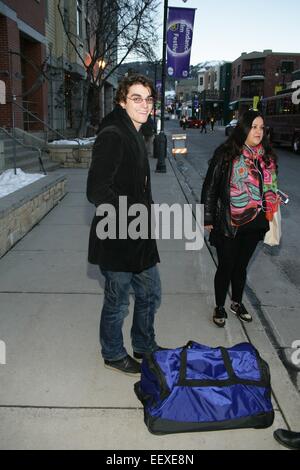 Park City, UT, STATI UNITI D'AMERICA. Il 22 gennaio, 2015. RJ Mitte fuori e circa per il 2015 Sundance Film Festival Candids - gio, Park City, UT 22 gennaio 2015. Credito: James Atoa/Everett raccolta/Alamy Live News Foto Stock