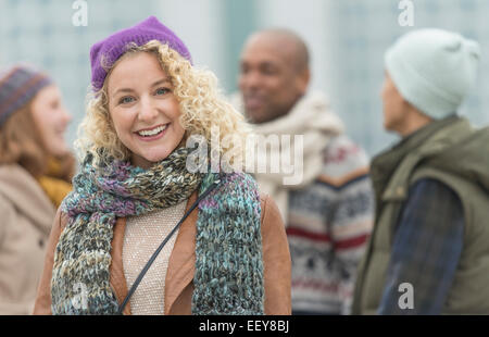 Ritratto di donna sorridente Foto Stock