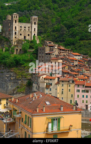 Dolceacqua, Liguria, Riviera Italiana, Provincia di Imperia, Italia, Europa Foto Stock