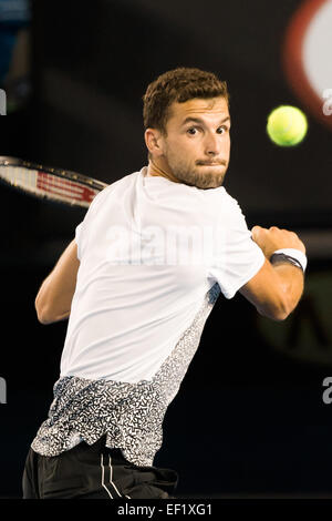 Melbourne, Australia. 25 gennaio, 2015. Decimo seme Grigor Dimitrov (BUL) in azione in un quarto round il match contro il sesto seme Andy Murray (GBR) il giorno sette del 2015 Australian Open Grand Slam torneo di tennis a Melbourne Park a Melbourne, Australia. Sydney bassa/Cal Sport Media. © csm/Alamy Live News Foto Stock