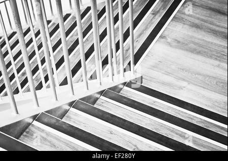Scale di legno con copertura protettiva Foto Stock