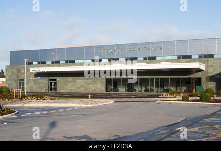 La Queen Elizabeth Hospital è di nuovo Pronto Soccorso Center Building, Gateshead, North East England, Regno Unito Foto Stock