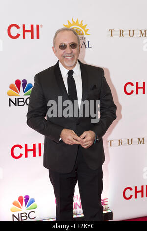 Doral, FL, Stati Uniti d'America. 25 gennaio, 2015. Miami, FL - 25 Gen: Emilio Estefan assiste la 63a edizione annuale di Miss Universo Pageant tenutasi al Trump National Doral Miami su gennaio 25, 2015 a Miami, FL. Credito: Andrea, Patrono/ZUMA filo/Alamy Live News Foto Stock