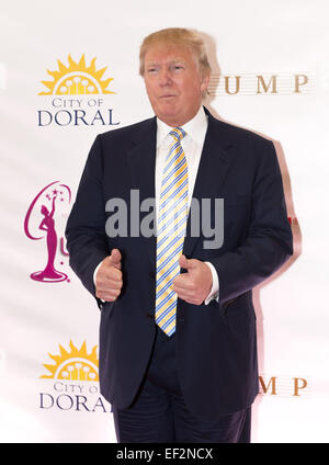 Doral, FL, Stati Uniti d'America. 25 gennaio, 2015. Miami, FL - 25 Gen: Donald Trump assiste la 63a edizione annuale di Miss Universo Pageant tenutasi al Trump National Doral Miami su gennaio 25, 2015 a Miami, FL. Credito: Andrea, Patrono/ZUMA filo/Alamy Live News Foto Stock