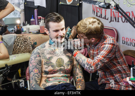 Inghilterra, London, London Tattoo Convention, di tatuaggio Foto Stock