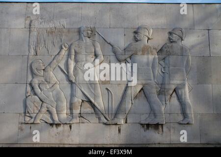 Dettaglio del movimento del lavoro mausoleo, cimitero Kerepesi, Budapest Foto Stock