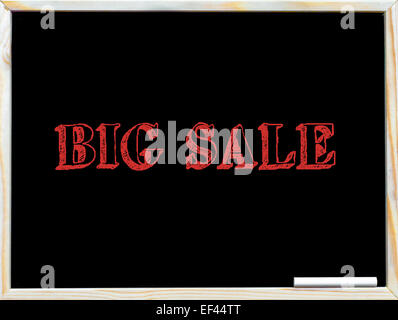 Grande Vendita, vintage chalk testo sulla lavagna, gesso bianco nell'angolo, Vendita al Dettaglio immagine concettuale Foto Stock