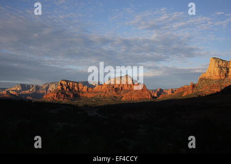 Shiprock al tramonto a Sedona, in Arizona foto di jen lombardo Foto Stock