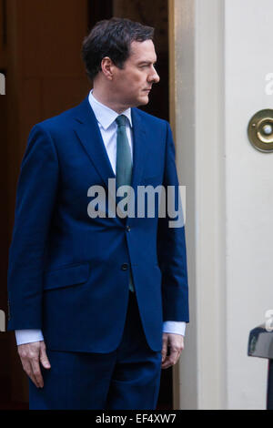 A Downing Street, Londra, 27 gennaio 2015. Ministri frequentare il settimanale riunione del gabinetto a Downing Street. Nella foto: Il cancelliere George Osbourne lascia numbver 11. Credito: Paolo Davey/Alamy Live News Foto Stock