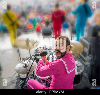 Pollaponk- islandese punk band, eseguire durante un festival estivo a Reykjavik, Islanda. Foto Stock