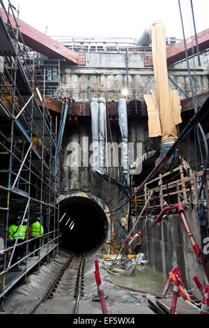 Copenhagen, Danimarca, 27 Gennaio 2015: un cosiddetto "camera" è in costruzione la Metropolitana di Copenhagen Cityring estensione. La metropolitana consistono di 2 gallerie parallele - uno sopra l'altro - in 20 - 40 metri di profondità. La quantità totale di suolo trapanato è di circa 3.1 milioni di tonnellate Credito: OJPHOTOS/Alamy Live News Foto Stock