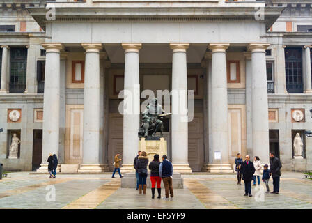 Velazquez statua, al Museo del Prado di Madrid, Spagna Foto Stock