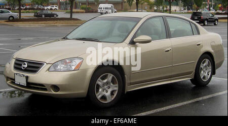 2002 2004 Nissan Altima 2,5S Foto Stock