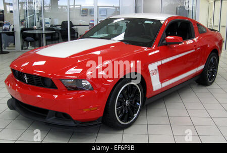 2012 Ford Mustang Boss 302 coupe 11 10 2011 Foto Stock