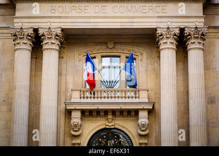 La Bourse de Commerce edificio nel 1 ° arrondissement ora occupato dalla Camera di Commercio, Rue Viarmes, Parigi, Francia Foto Stock