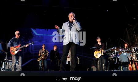 Accedere a tutti Eirias 2014 a Eirias Stadium di Colwyn Bay - Giorno 1 - Prestazioni - Tom Jones con: Sir Tom Jones dove: Colwyn Bay, Regno Unito quando: 26 Lug 2014 Foto Stock