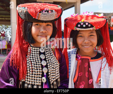 Ritratto di ragazze Lisu a Mae Salong, provincia di Chiang Rai, Thailandia Foto Stock