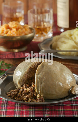 Haggis con neeps tatties e. La Scozia il cibo Foto Stock