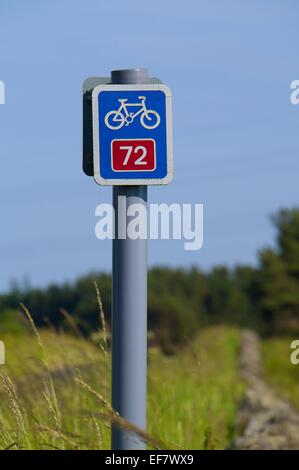 Il percorso 72 del Vallo di Adriano Cycleway segno vicino Greenhead Cumbria Inghilterra England Regno Unito Foto Stock