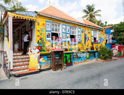 Colorato ristorante L'Escargot in Philipsburg, olandese Saint Maarten Foto Stock