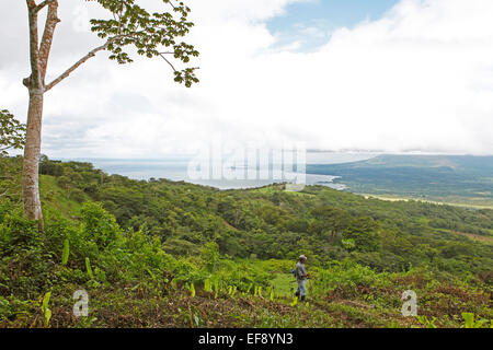 Vista dal vulcano Maderas sull'isola e il Lago di Nicaragua, il vulcano Concepcion sul retro, Ometepe, Rivas Provincia Foto Stock