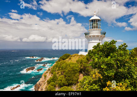 Sugarloaf Point Lighthouse a Seal Rocks. Foto Stock