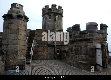 Settembre 2014 Pendennis castello fu costruito come uno di una catena di forti che corre lungo la costa la metà sud della Bretagna fro Foto Stock