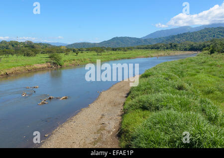 Rio Grande de Tarcoles river, Puntarenas Provincia, Costa Rica Foto Stock