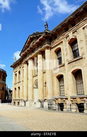 La facciata sud dell'edificio Clarendon, Oxford, Oxfordshire, Inghilterra, Regno Unito, Europa occidentale. Foto Stock