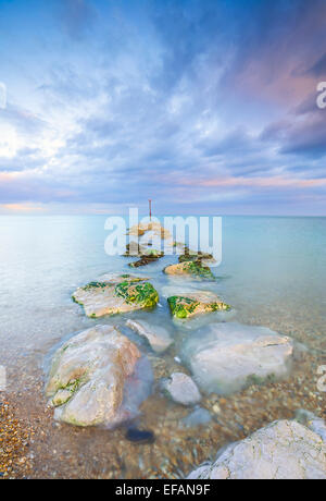 Blue Pagham rocce Foto Stock