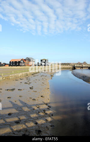 Il sole d'inverno sul fiume Dunwich Walberswick Southwold Suffolk Foto Stock