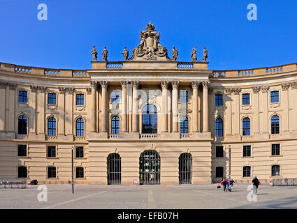 Berlino, Germania. Altes Palais / il vecchio palazzo (1837; neo-classica) a Unter den Linden, No 9. Ora facoltà di giurisprudenza di Humboldt Uni Foto Stock