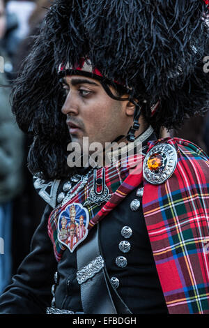 Majorettes e musicisti in Piazza del Popolo a Roma Foto Stock