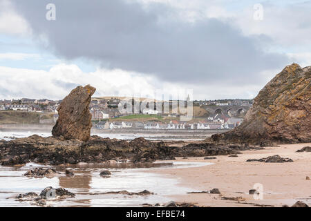 Cullen sulla costa di Moray in Scozia. Foto Stock